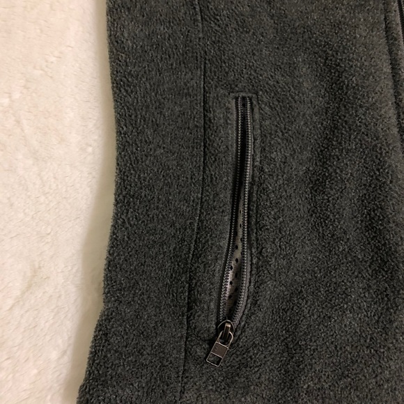 Patagonia Women’s Vest - Picture 3 of 7